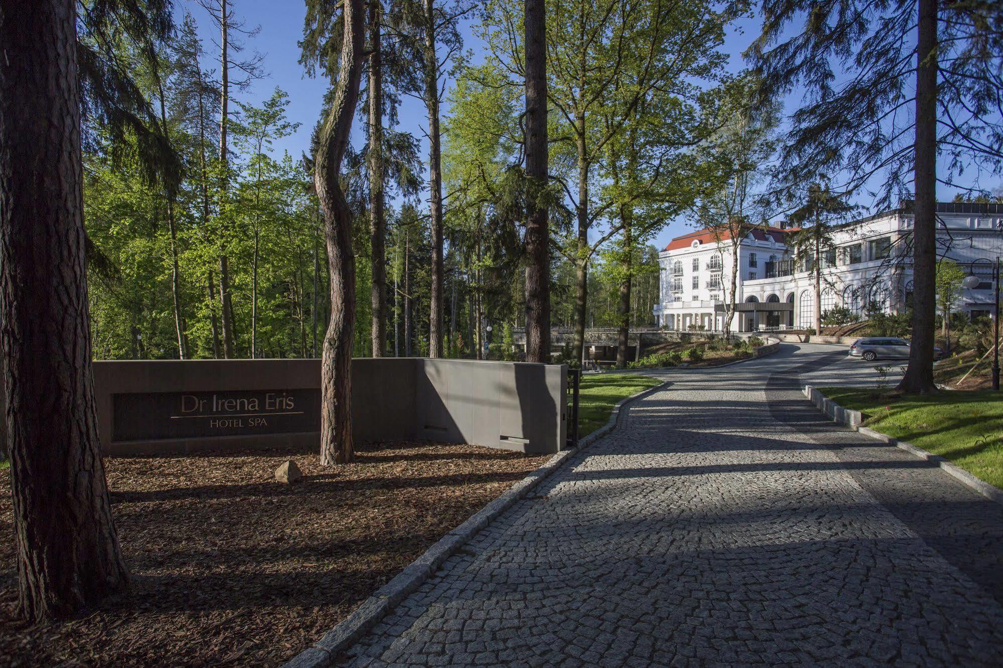 Hotel Spa Dr Irena Eris Polanica Zdroj Esterno foto